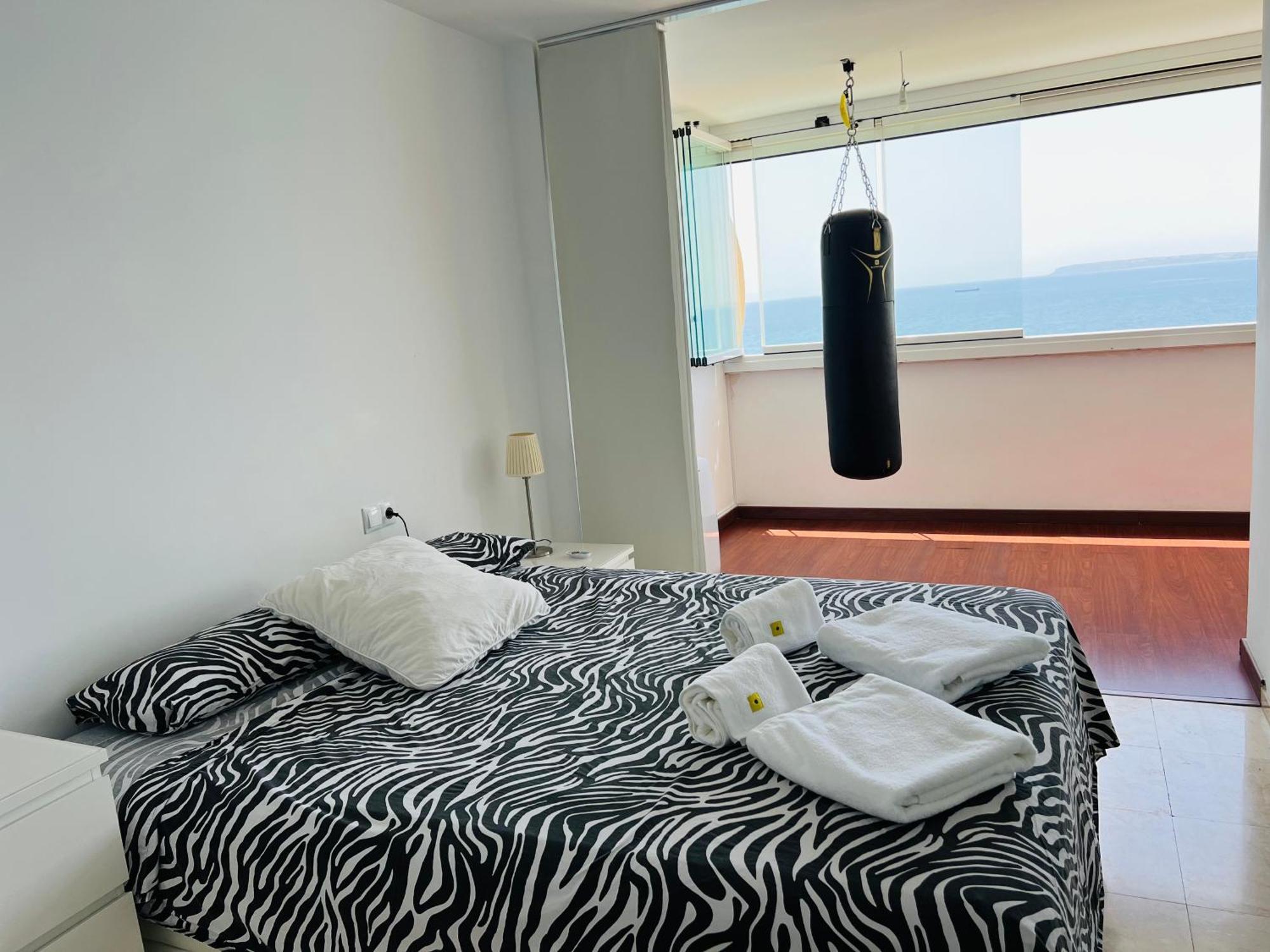 Relax Frente Al Mar De Alicante Apartment Ngoại thất bức ảnh