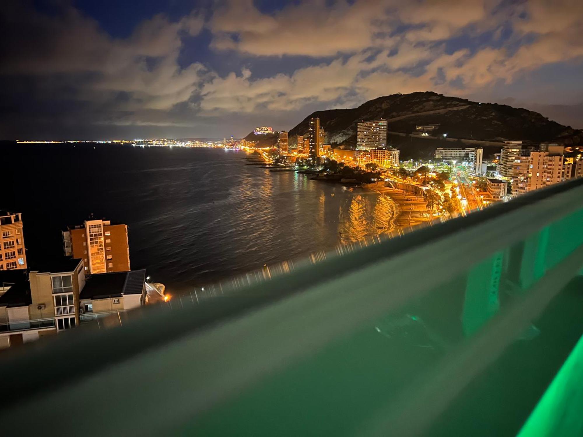 Relax Frente Al Mar De Alicante Apartment Ngoại thất bức ảnh
